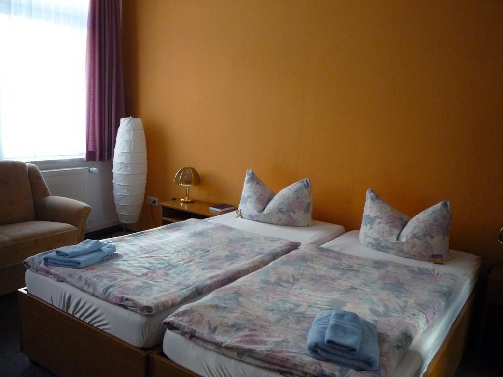 Gasthof & Pension Hause Halle  Chambre photo
