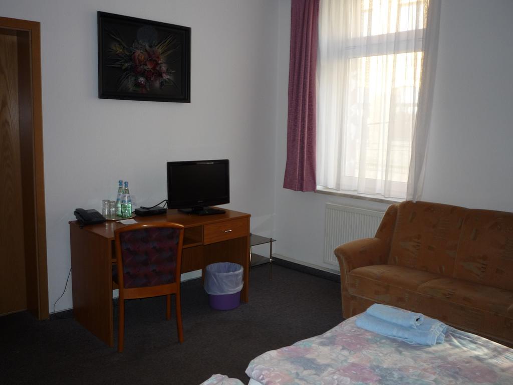 Gasthof & Pension Hause Halle  Chambre photo