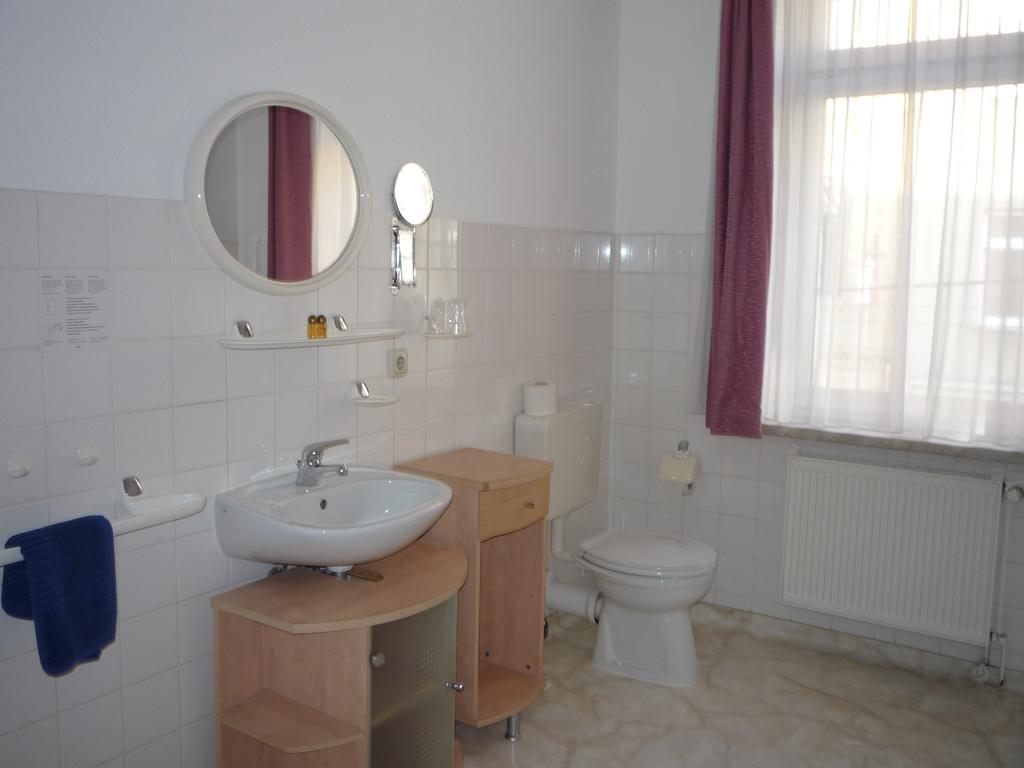 Gasthof & Pension Hause Halle  Chambre photo