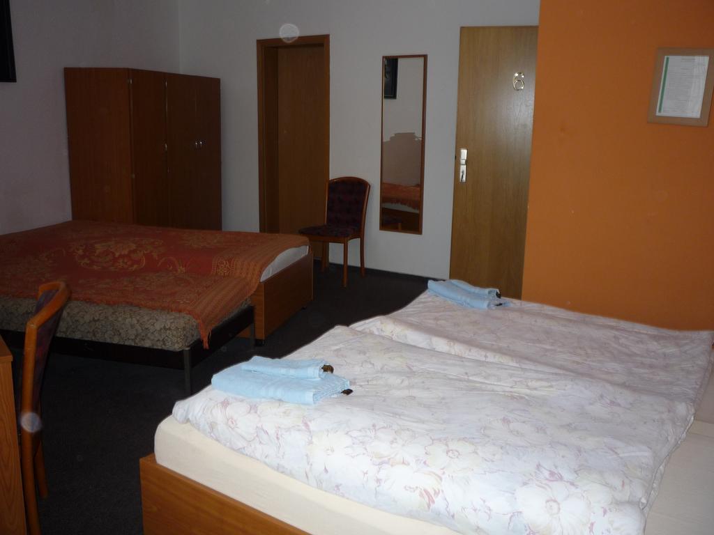 Gasthof & Pension Hause Halle  Chambre photo